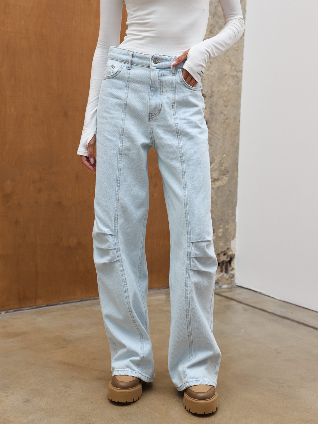 ДЖИНСИ WIDE LEG З ДЕКОРАТИВНИМИ ШВАМИ БЛАКИТНИЙ WL 596